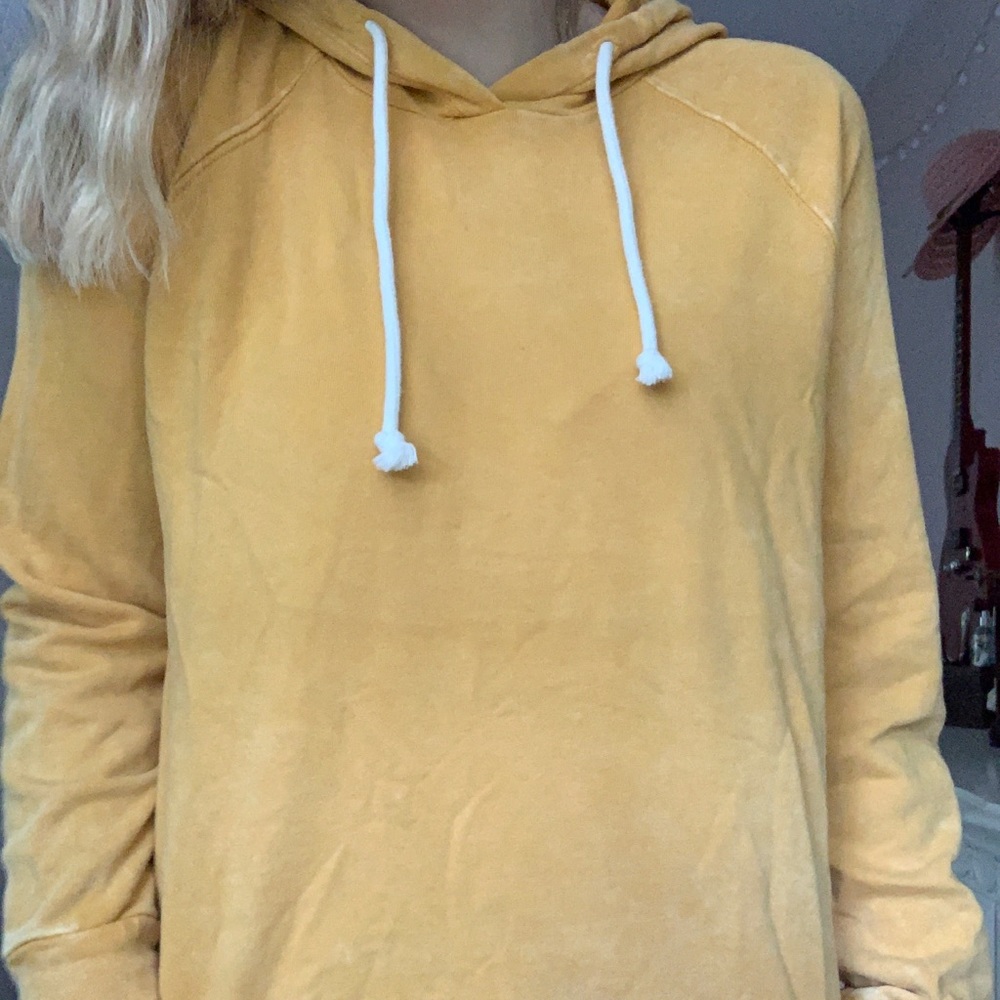 Yellow drawstring sweatshirt